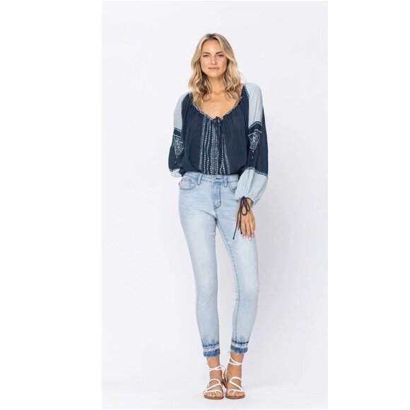 Judy Blue Light Wash Release Raw Hem Skinny Fit Ankle Crop Luna Jeans 7/28 - Picture 2 of 13